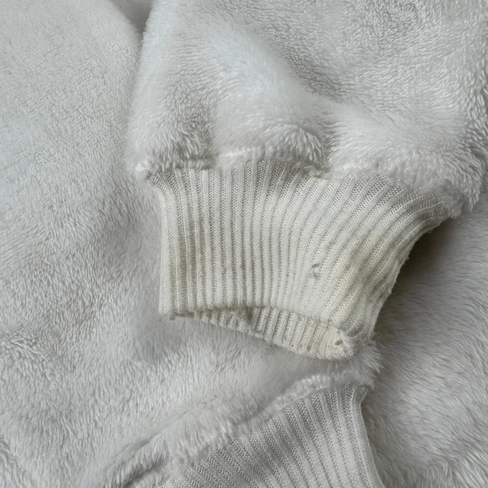 Authentic Disney Parks‎ Small White Pullover Sweater Disneyland Fleece *Flaws*